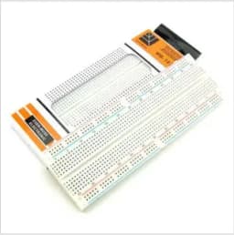 830 Points Breadboard